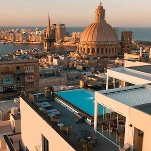 4* Hotel The Embassy